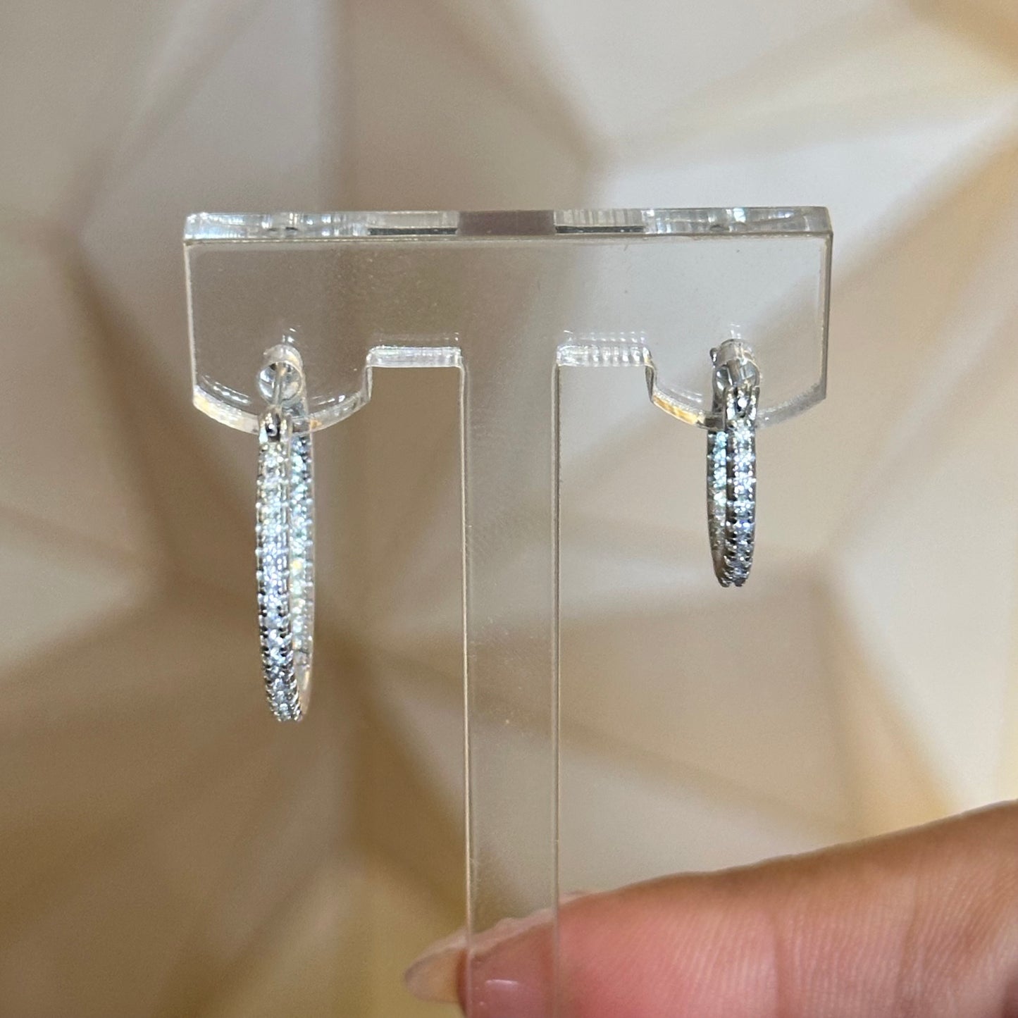 Argolla de plata con zirconias