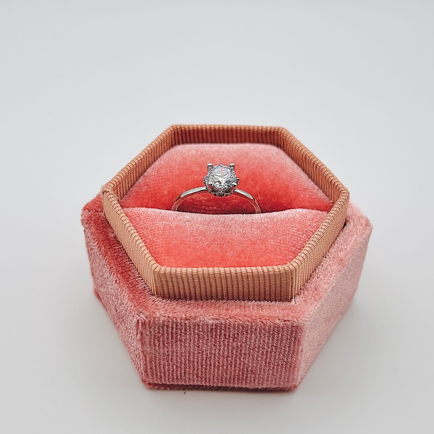 Anillo de promesa plata canasta