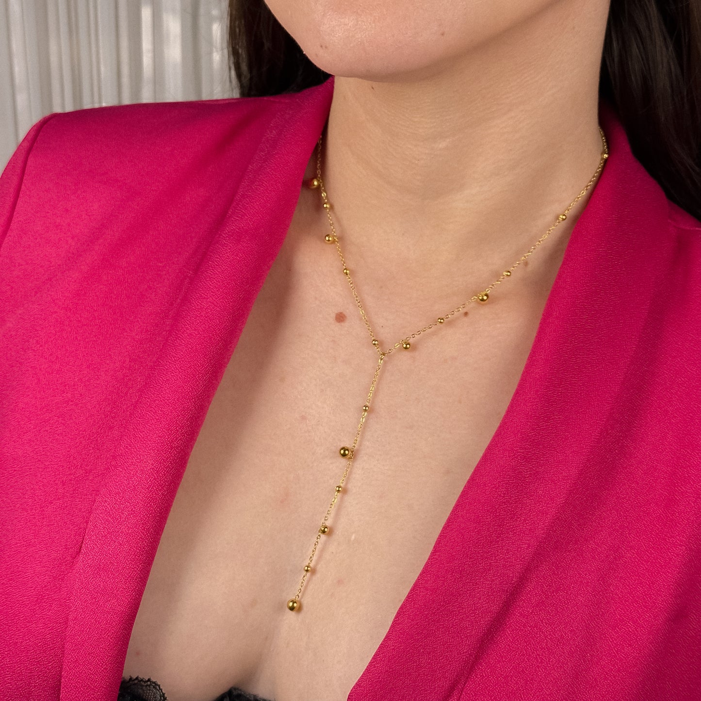 Cadena de escote de muchos balines