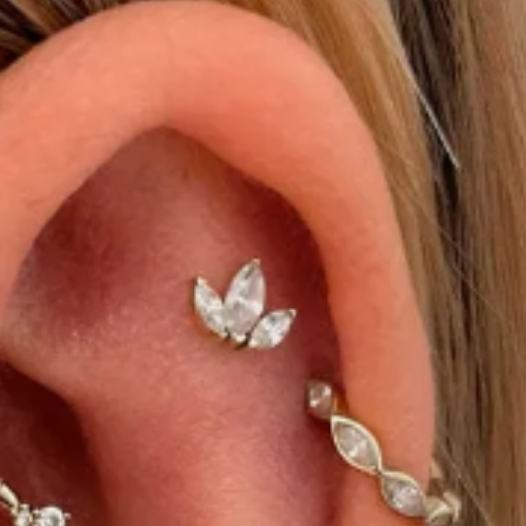Piercing de helix coronita