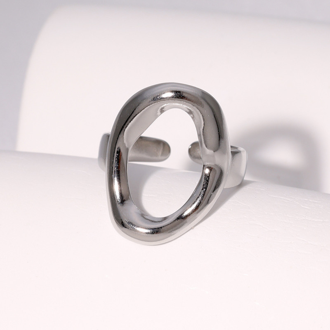 Anillo óvalo irregular