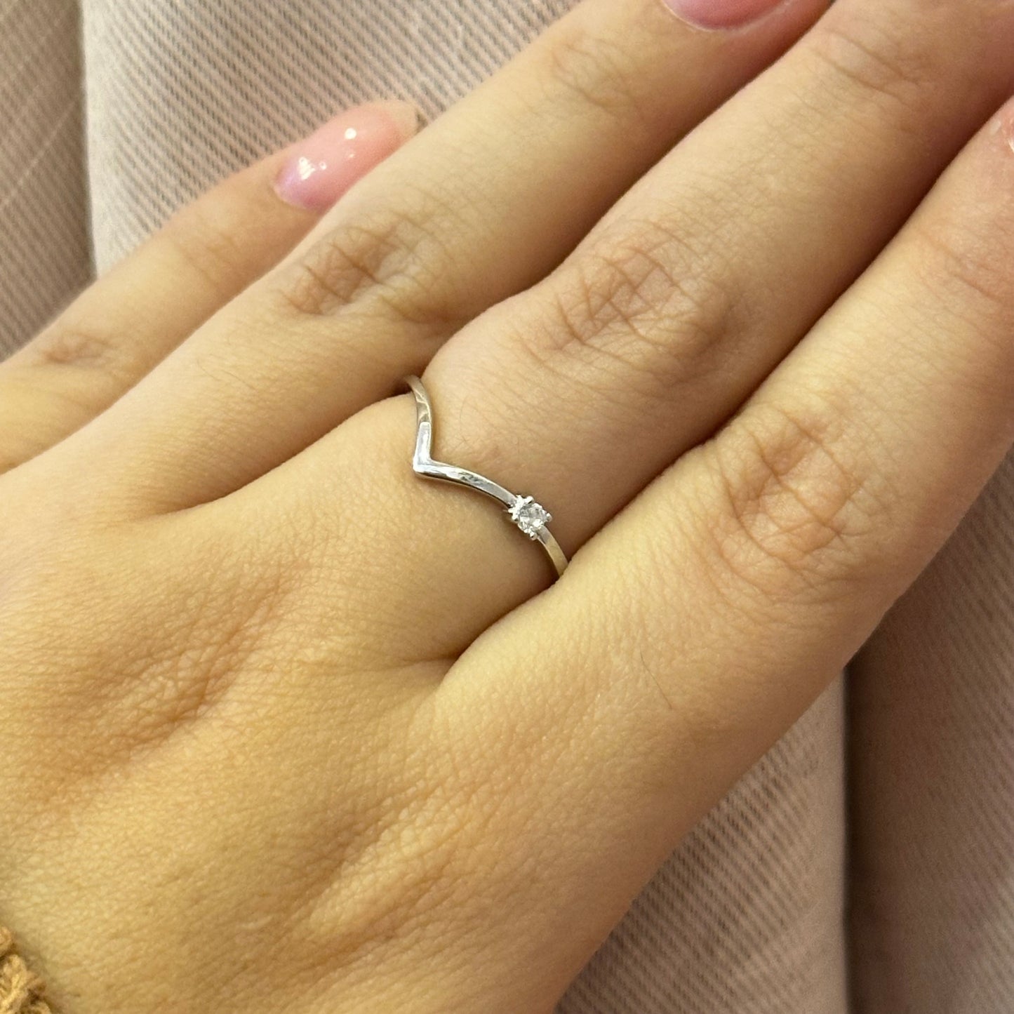 Anillo V con destello
