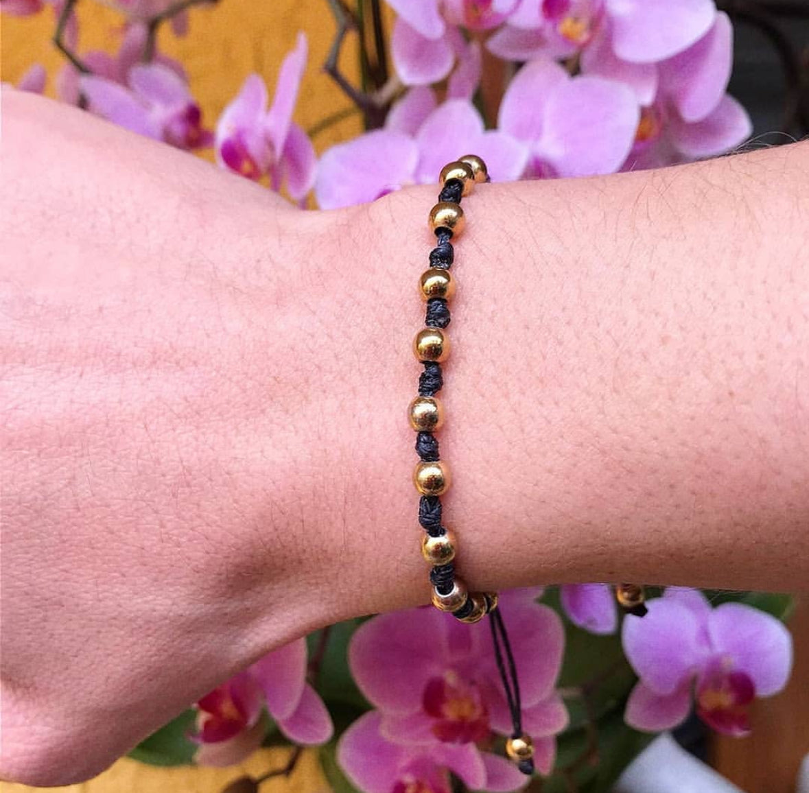 Pulsera balines y nudos