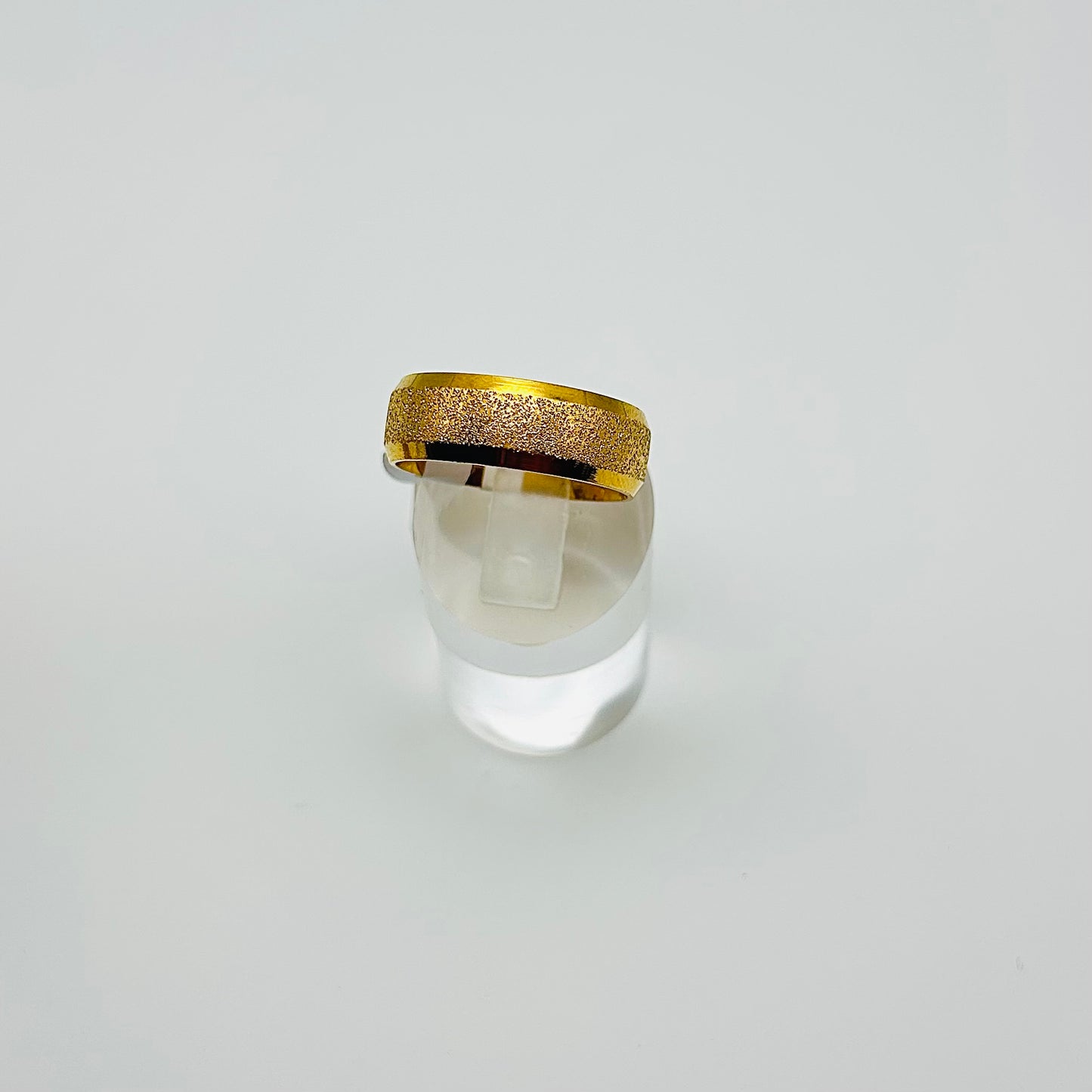 Anillo dorado tipo glitter