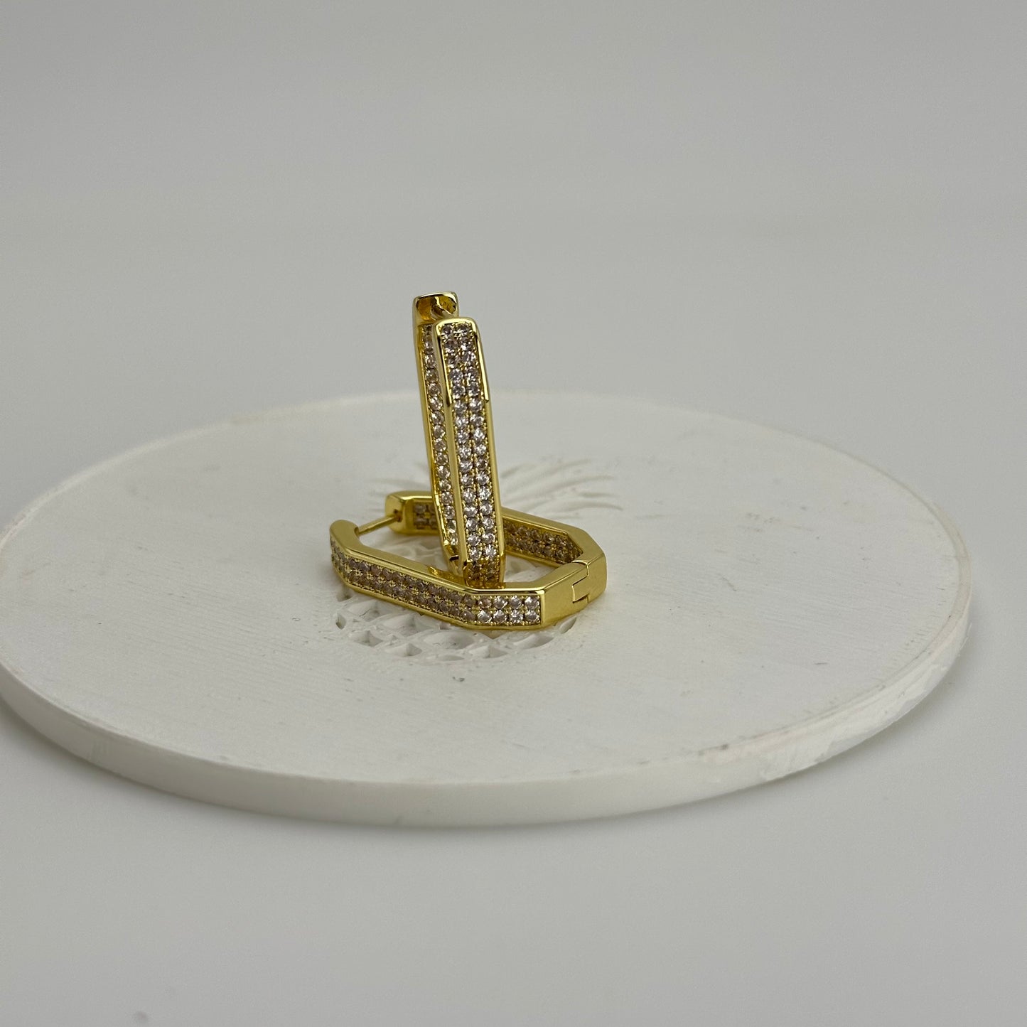 Argolla alargada zirconia