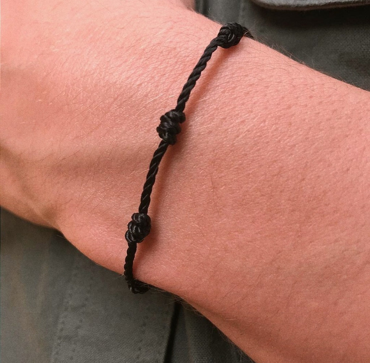 Pulsera de nudos