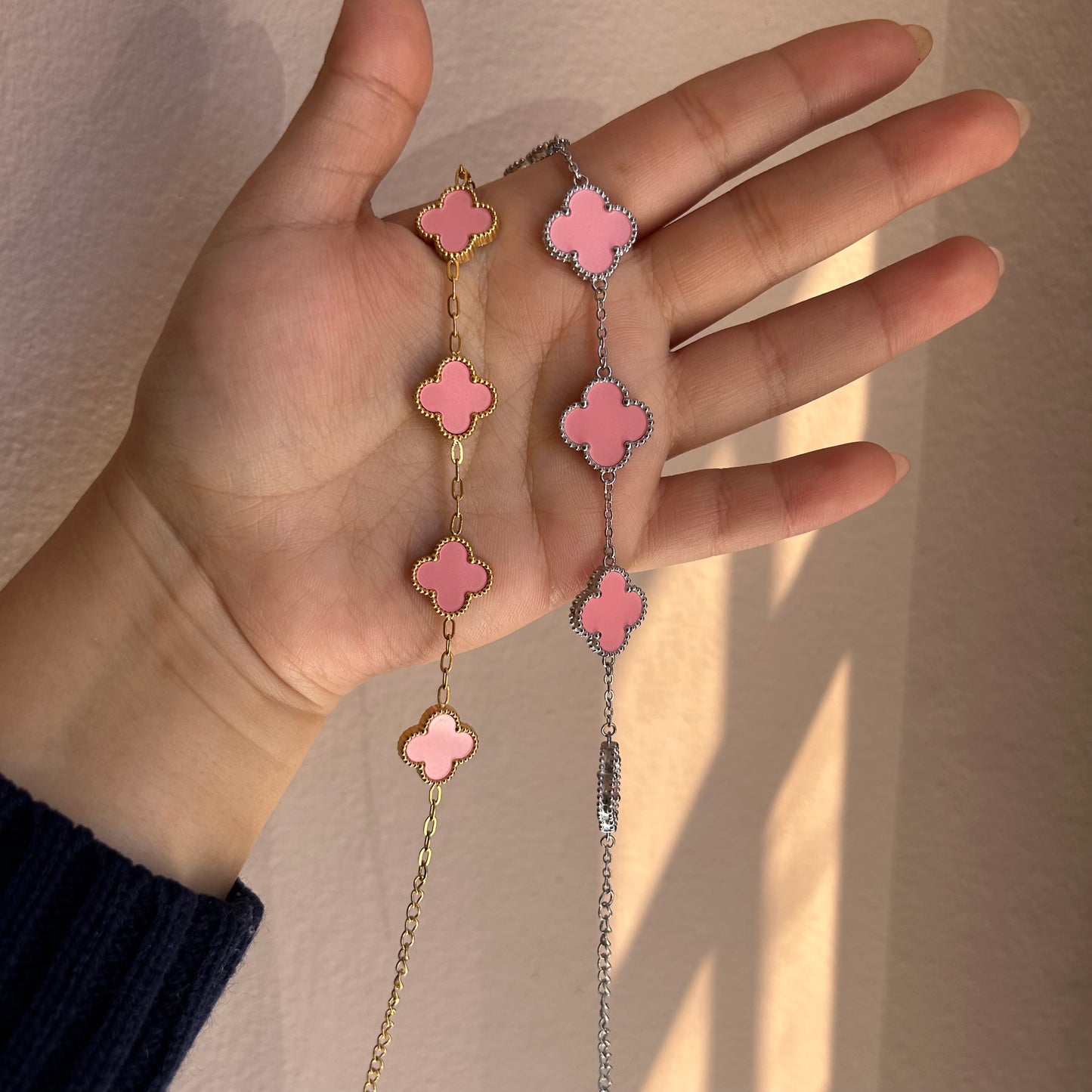 Pulsera trébol color rosa