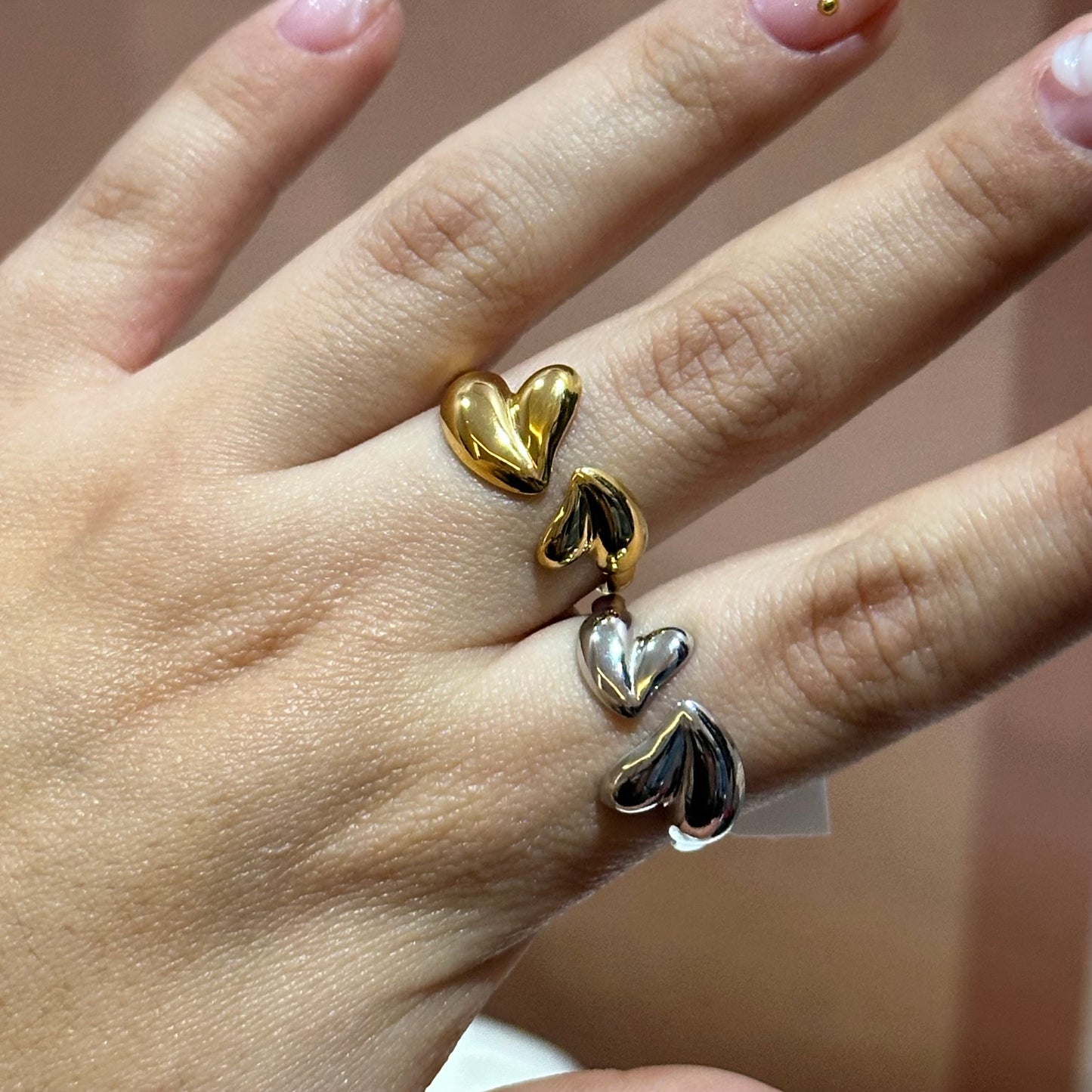 Anillo dos corazones