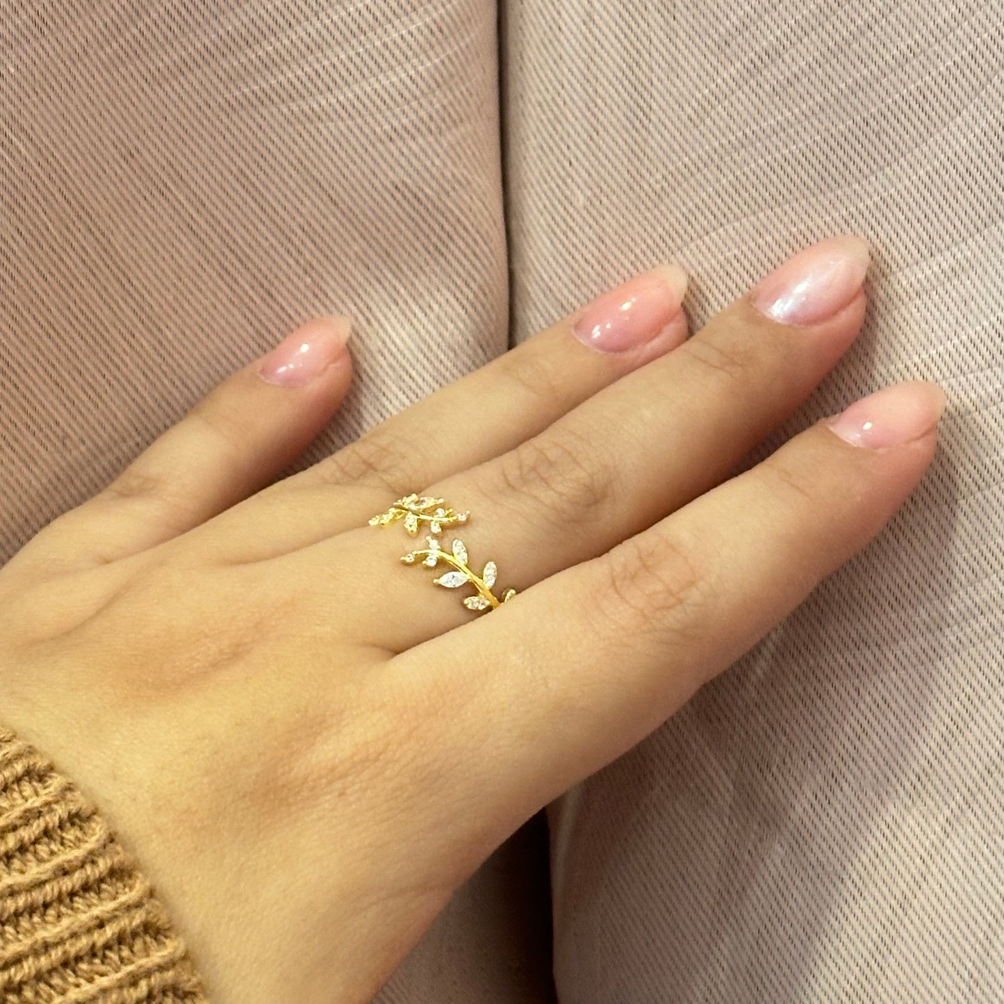 Anillo ramito de hojas