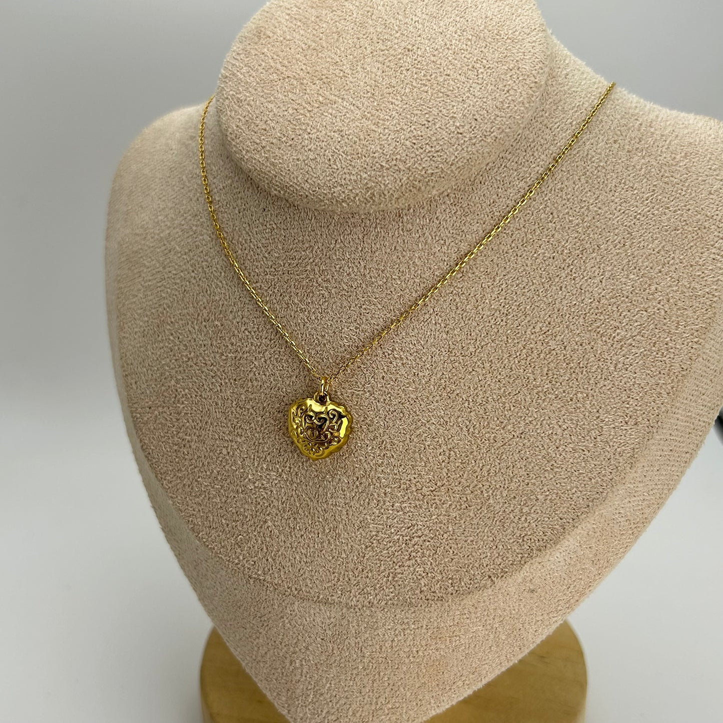 Cadena de corazón nácar