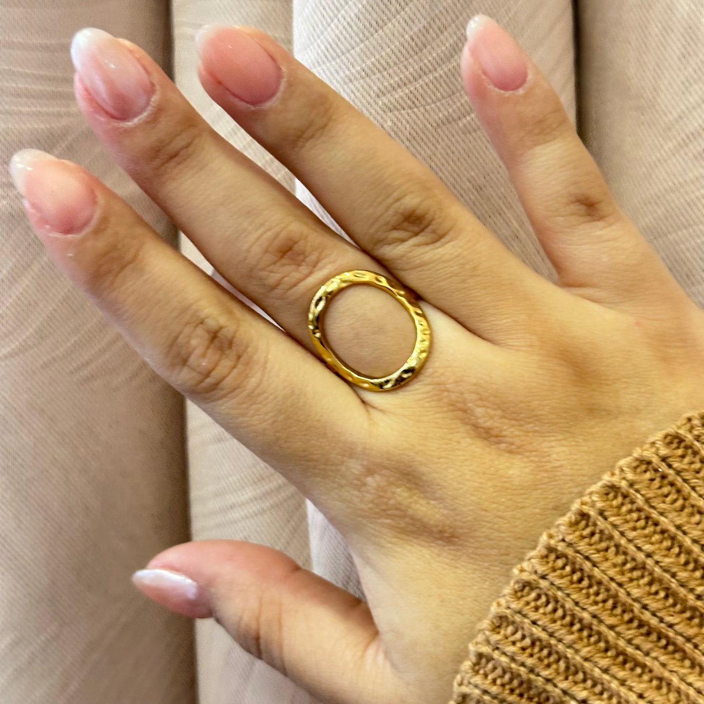 Anillo óvalo textura