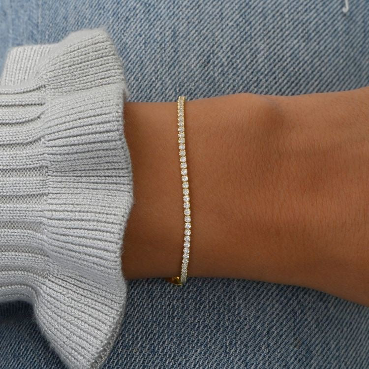 Pulsera de zirconias dorada