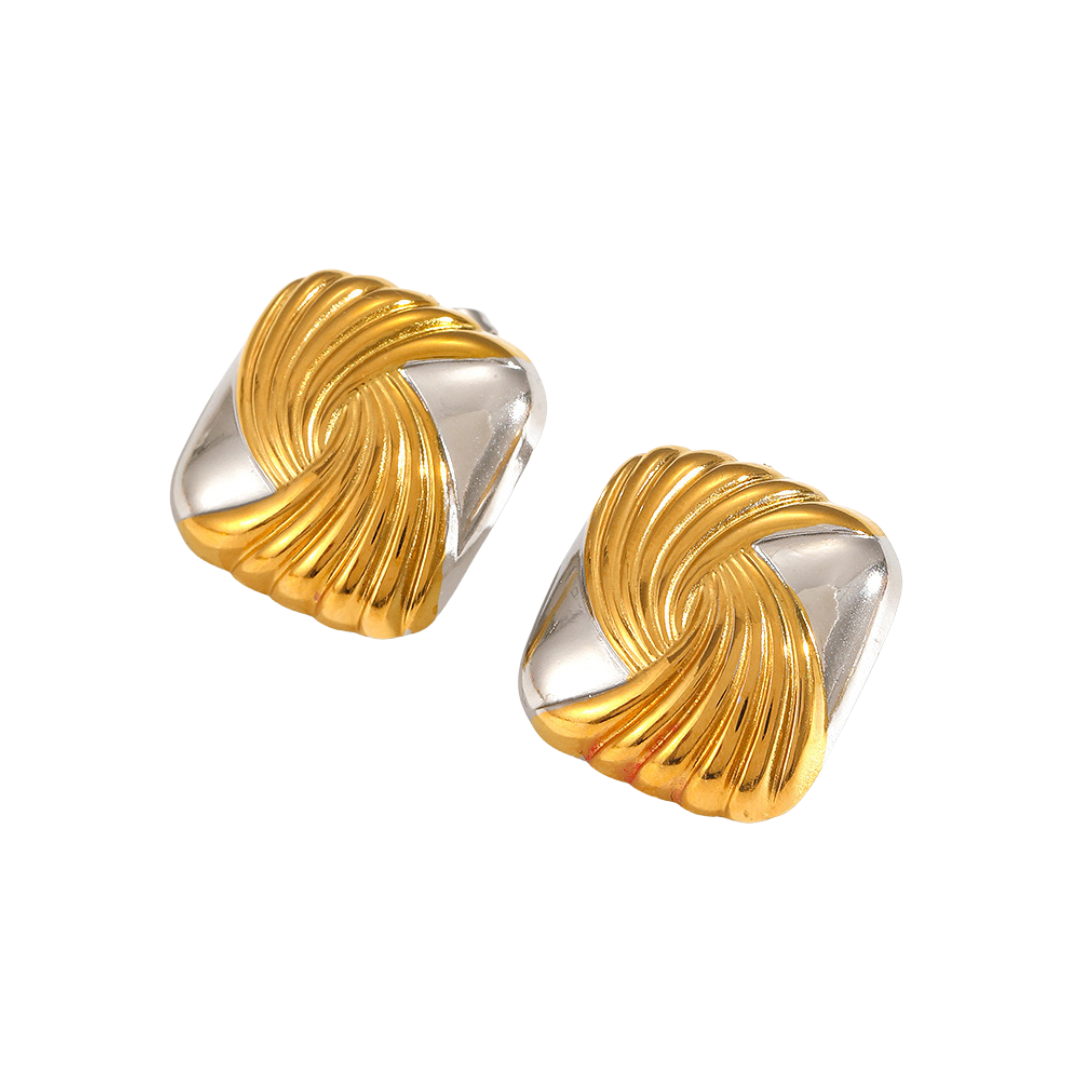 Stud plateado con drapeado