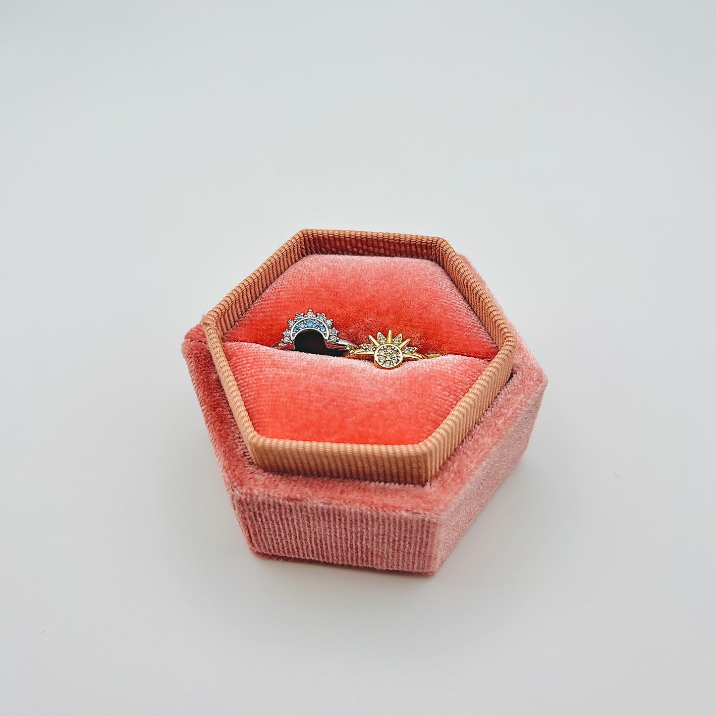 Anillos de sol y luna