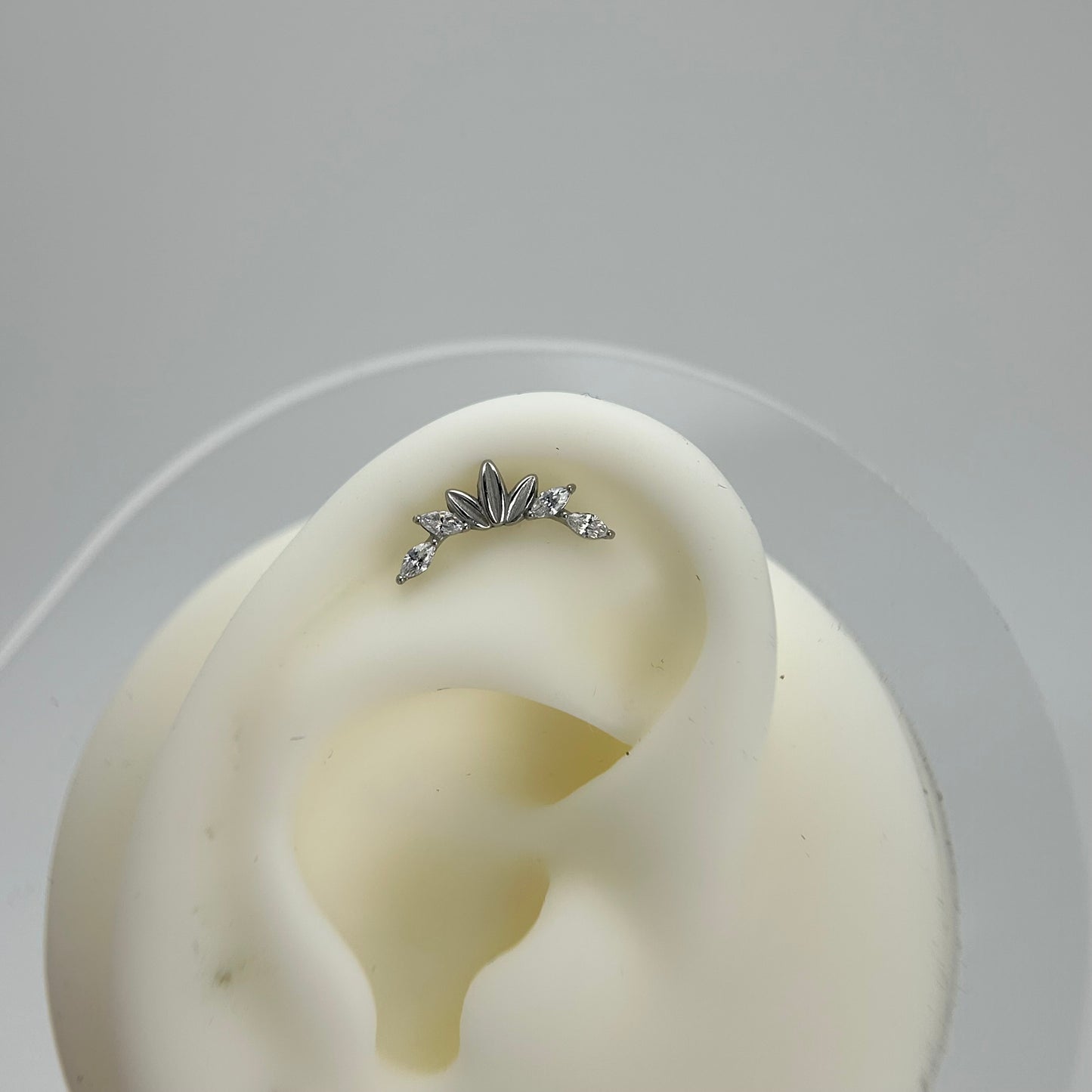 Piercing titanio individual de hojas