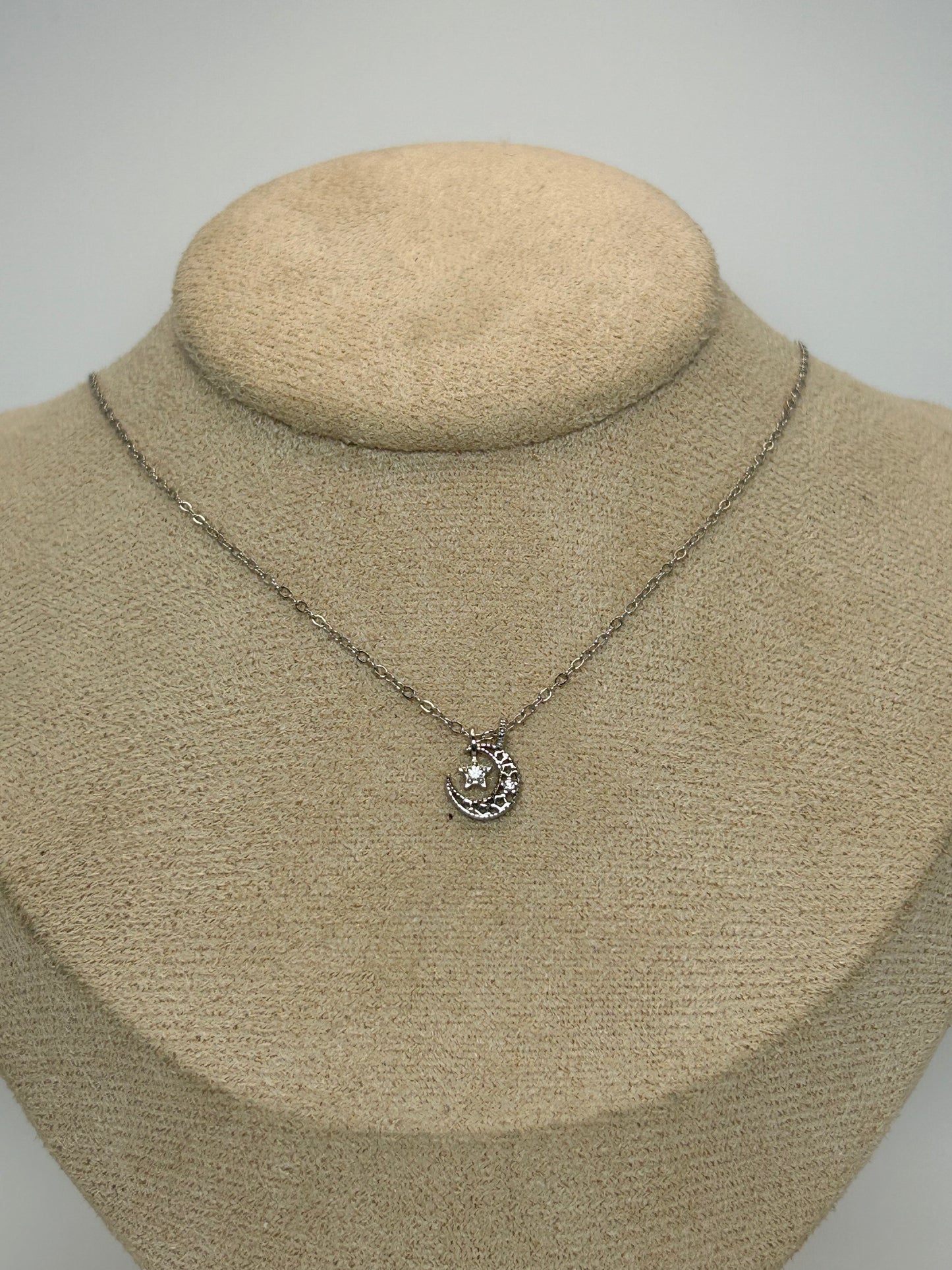 Cadena de Plata Luna con Estrella y Zirconias ⭐