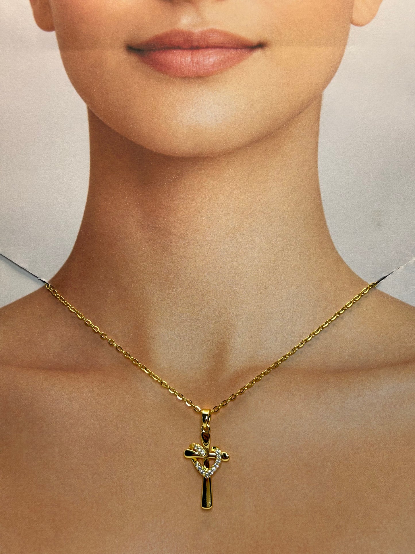 Collar Cruz Holy Heart❤️