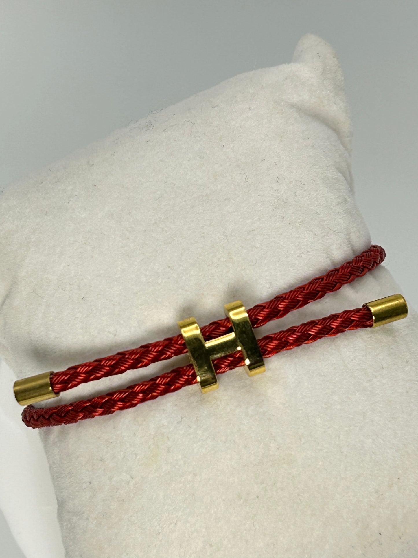 Pulsera H
