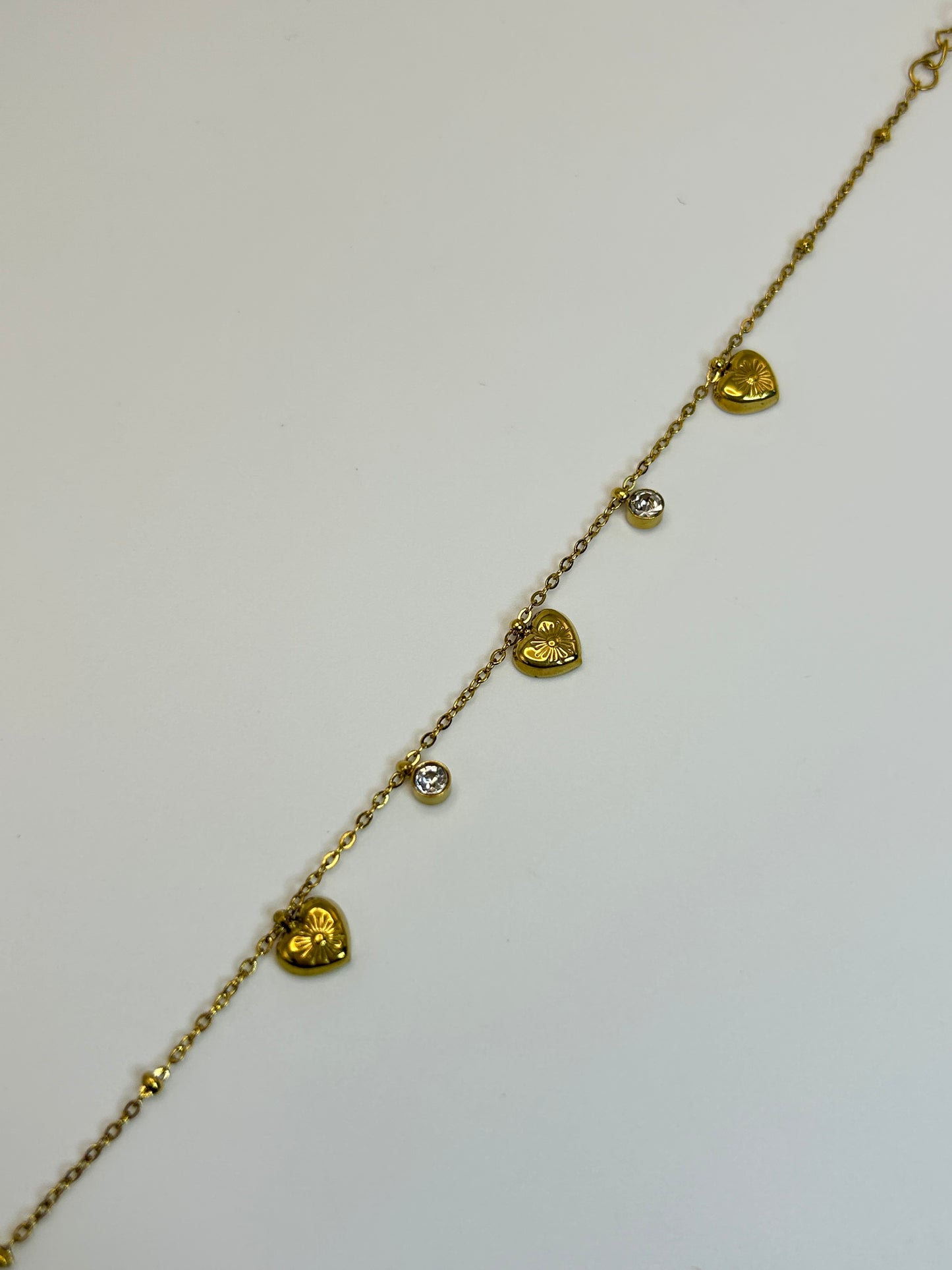 Pulsera Corazones con Zirconias Colgantes💛