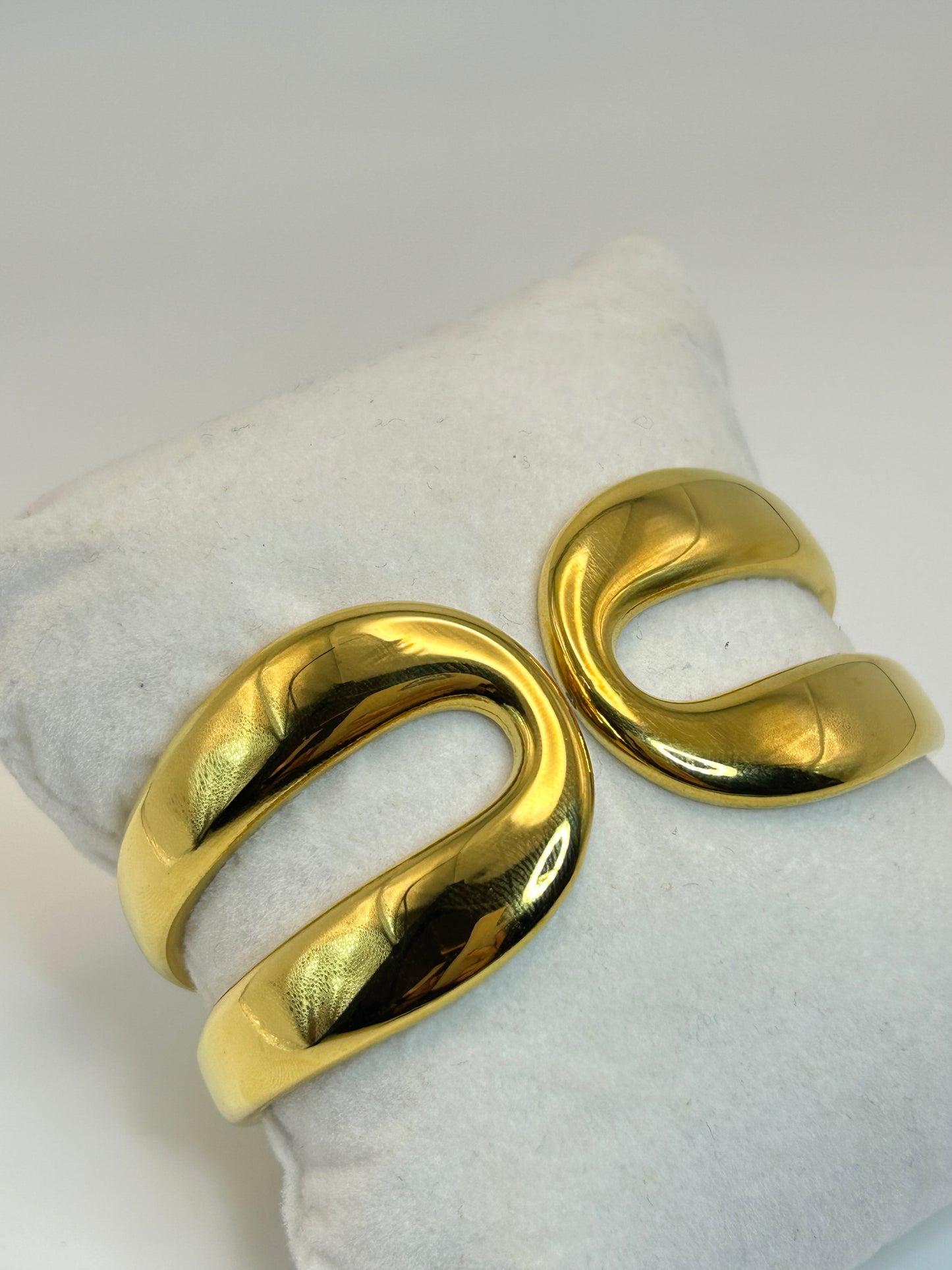 Bangle Hueco Ambos Lados Ancho ✨