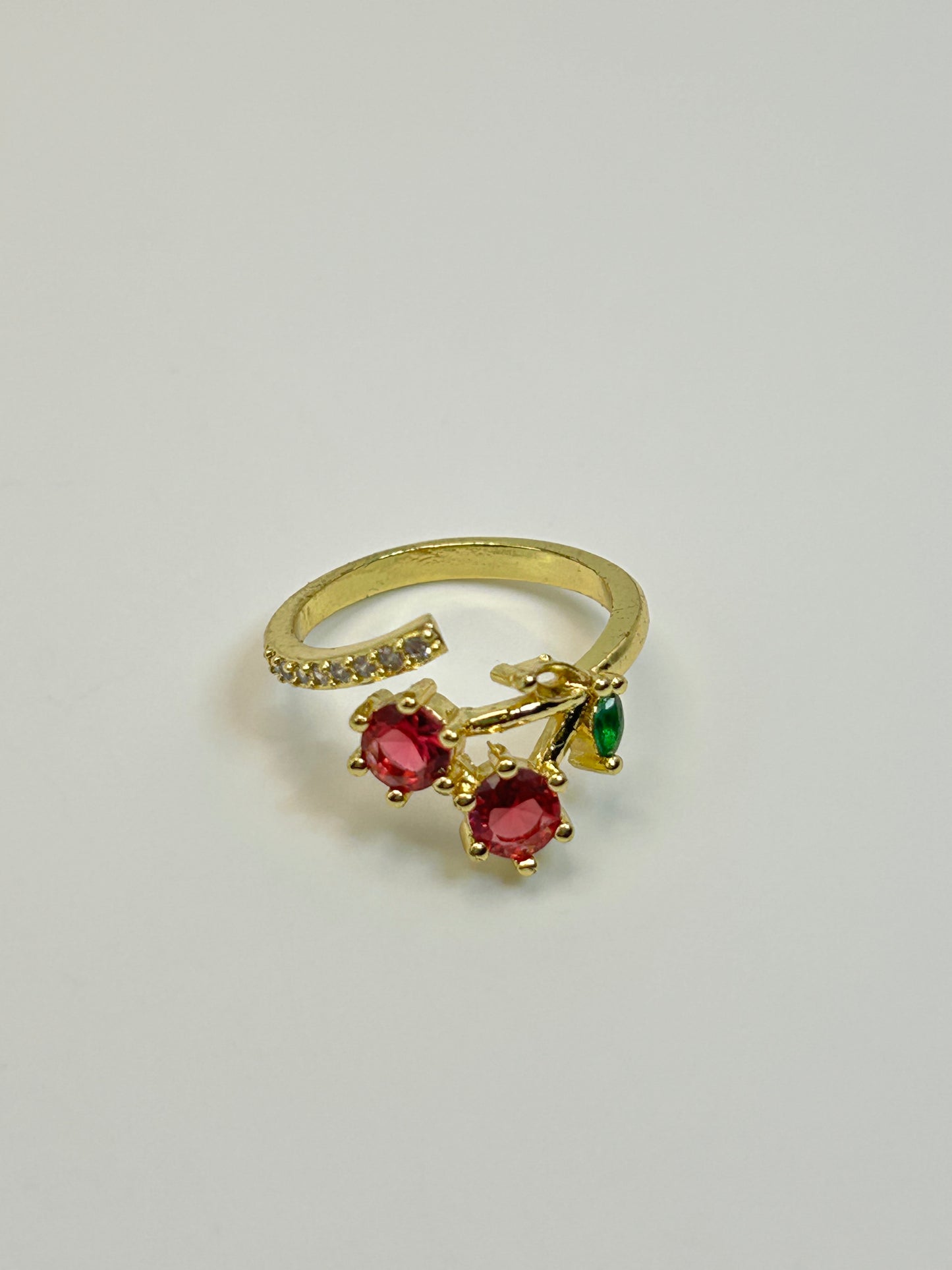 Anillo de Cereza de Cristal🍒