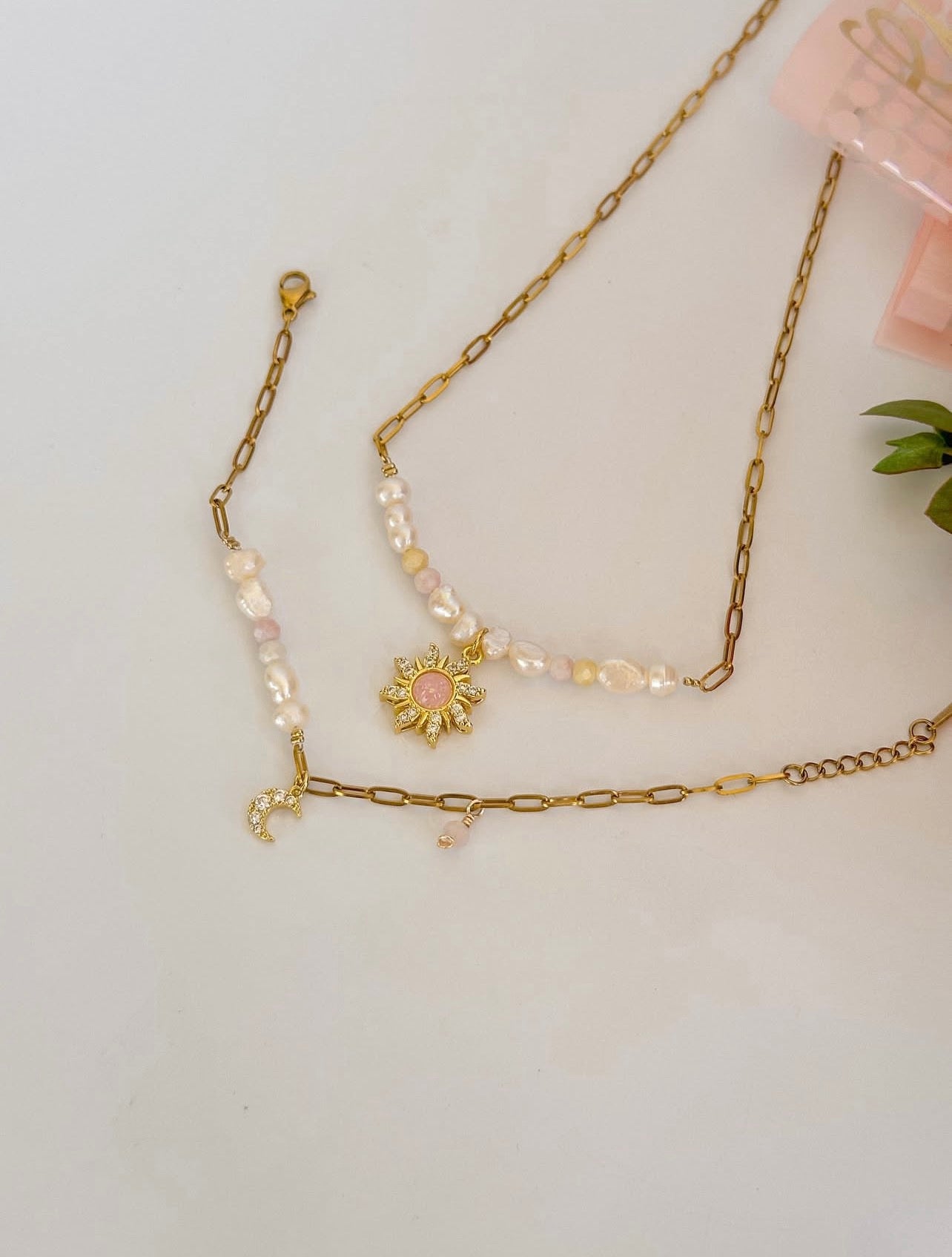 Set She Shines / Even in the Dark🪽💫