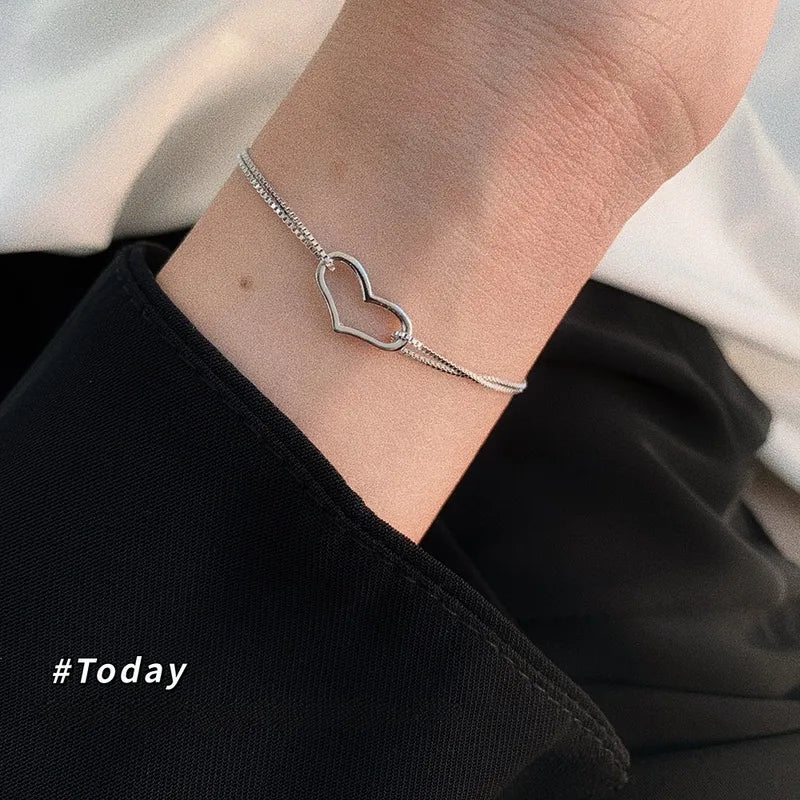 Pulsera de Plata Corazón Alargado en Doble Cadena 🤍