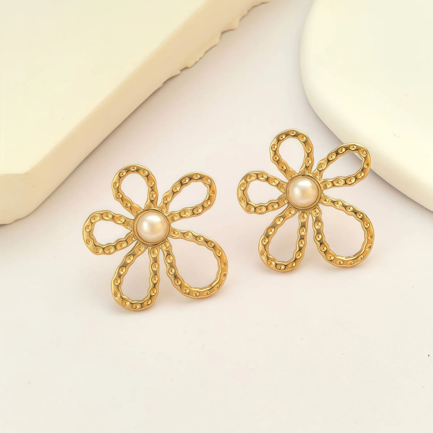 Aretes Azalea 🤍
