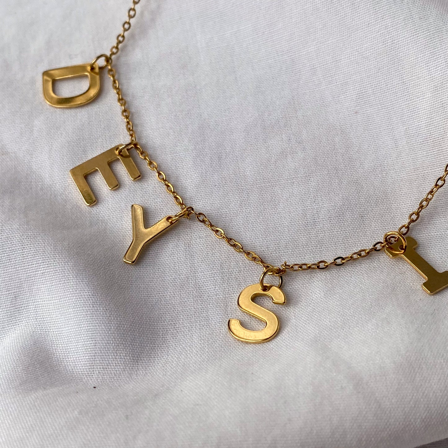 Cadena con nombre en acero