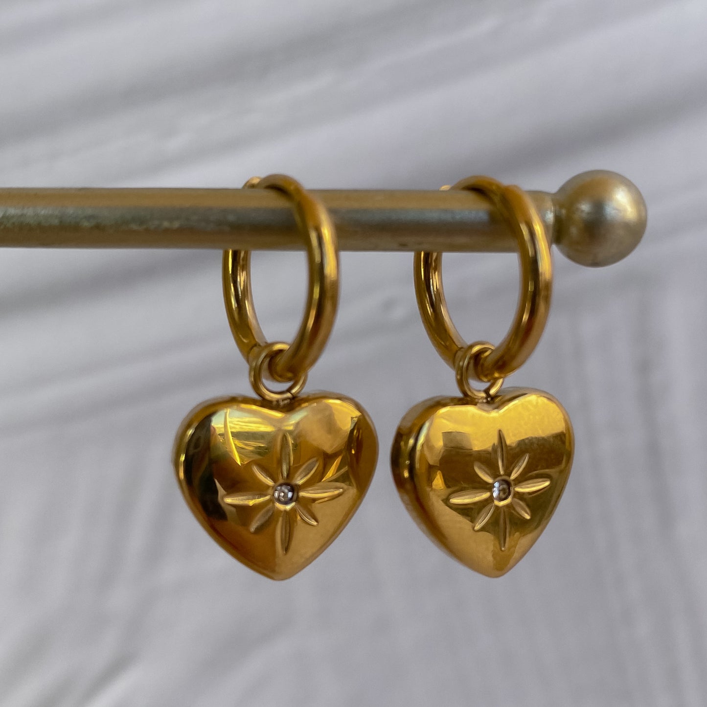 Hoops corazón con destello