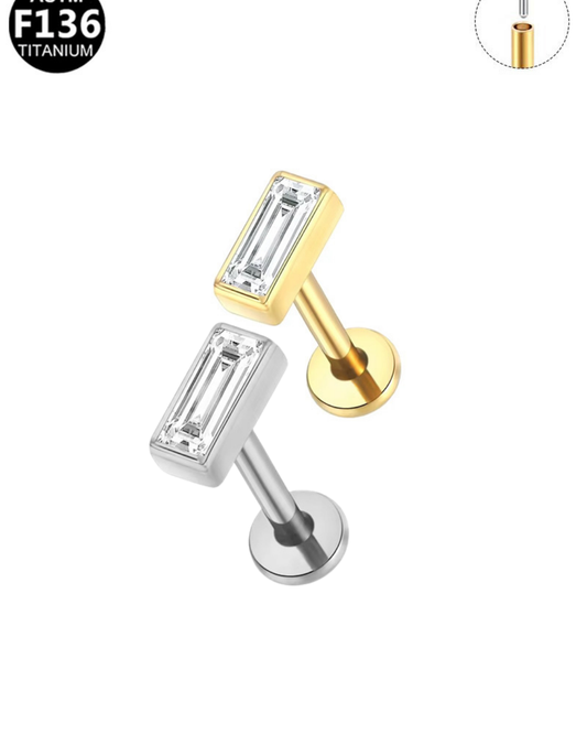 Piercing Rectangulo de Zirconia 🤍