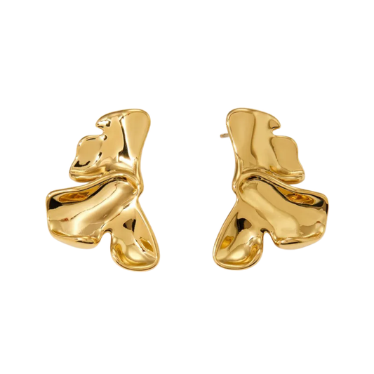 Aretes doblados