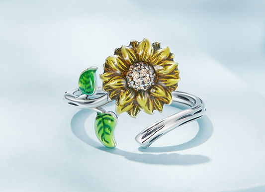 Golden Bloom Ring 🌻✨