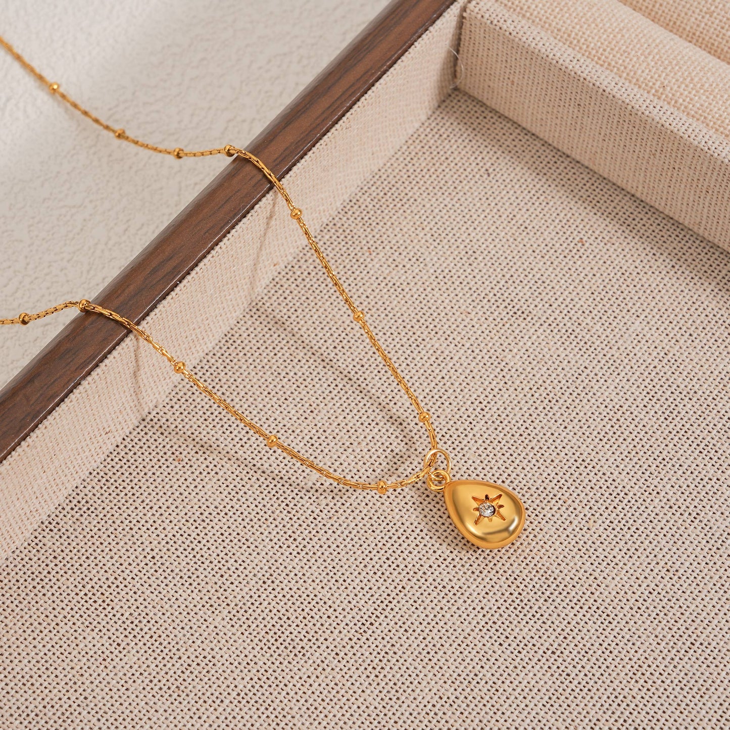 Cadena de Gota con Destello Interior 💎
