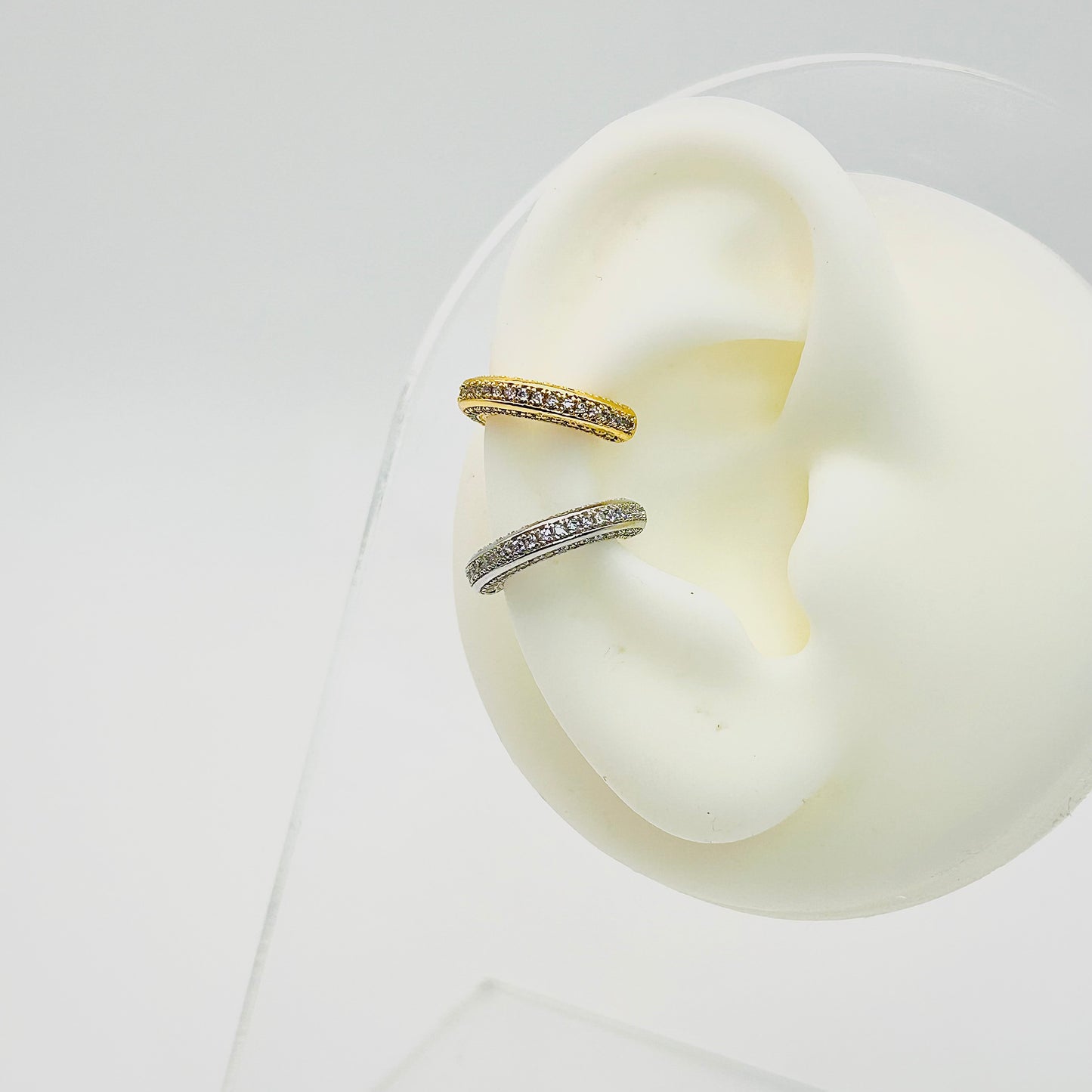 Earcuff chunky zirconia