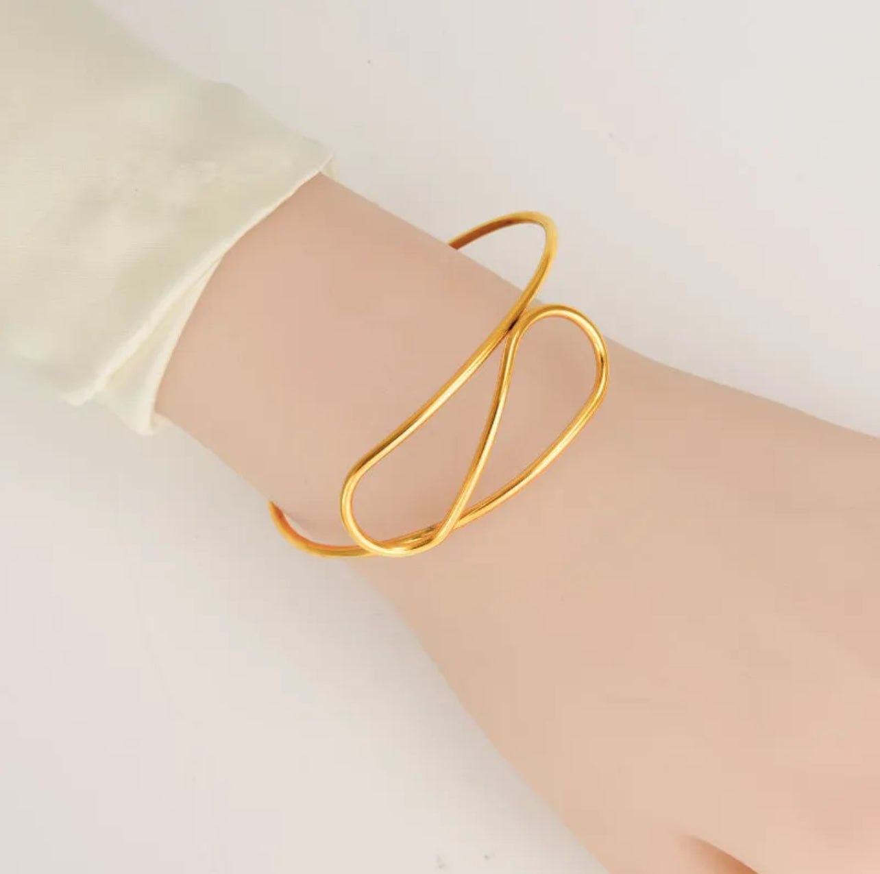 Bangle torcido