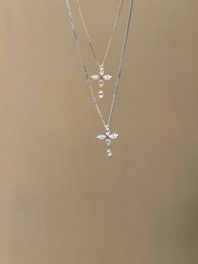 Cadena de Cruz con Zirconia Horse Eye ✨