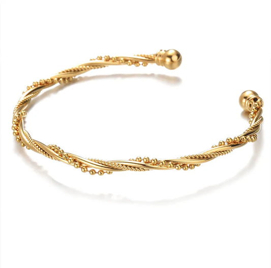 Bangle twisted