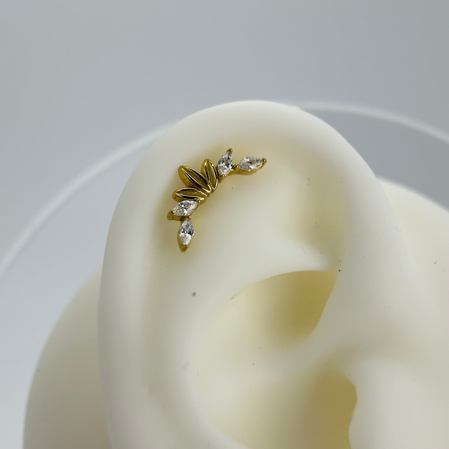 Piercing titanio individual de hojas