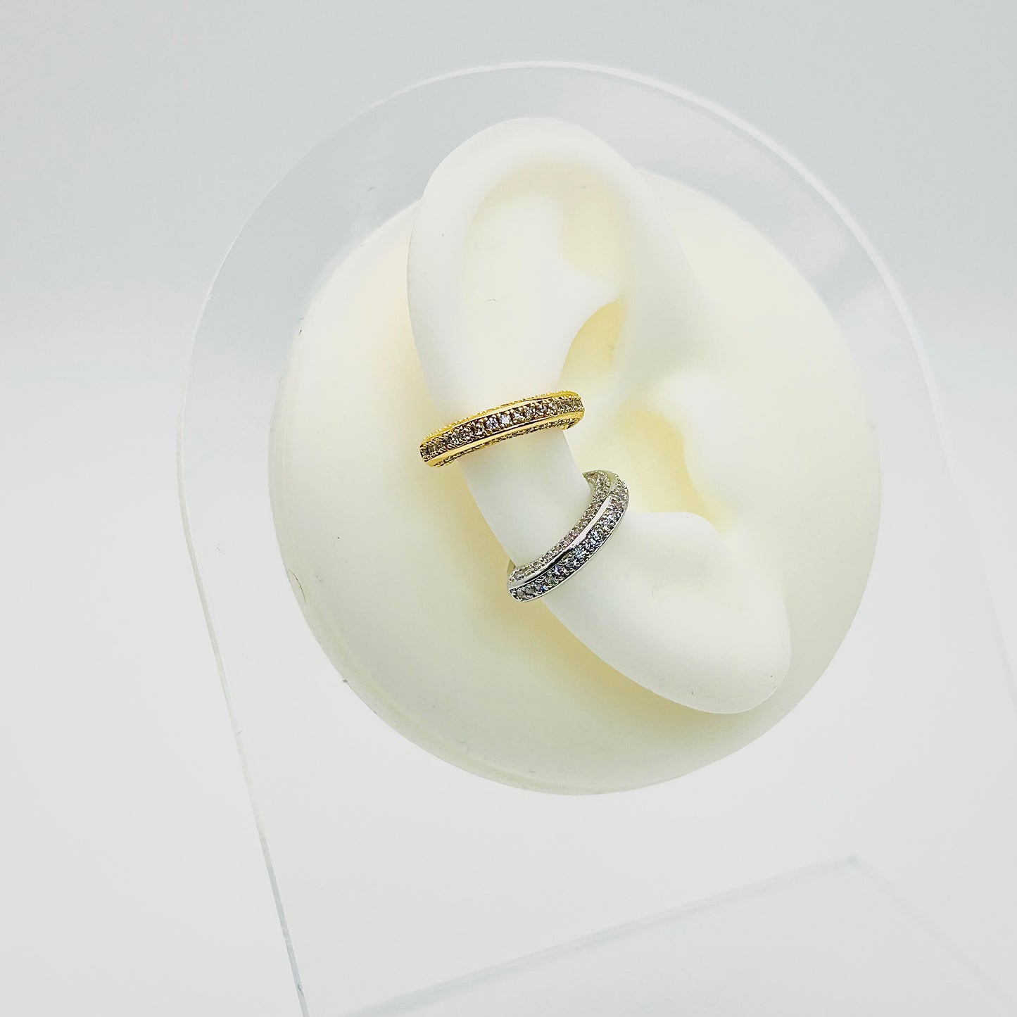 Earcuff chunky zirconia