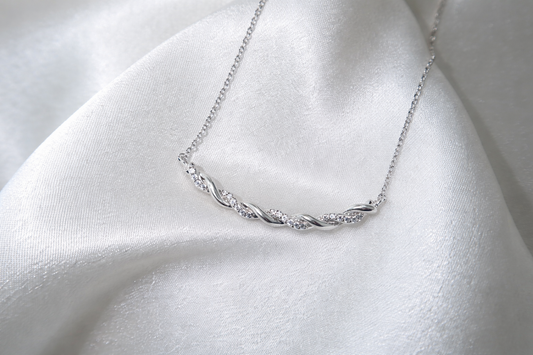 Cadena de Zirconias Entrelazadas en Doble Línea ✨
