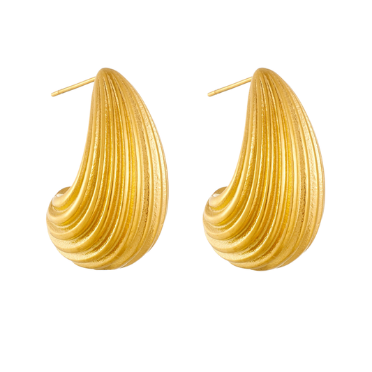 Aretes de gota con líneas