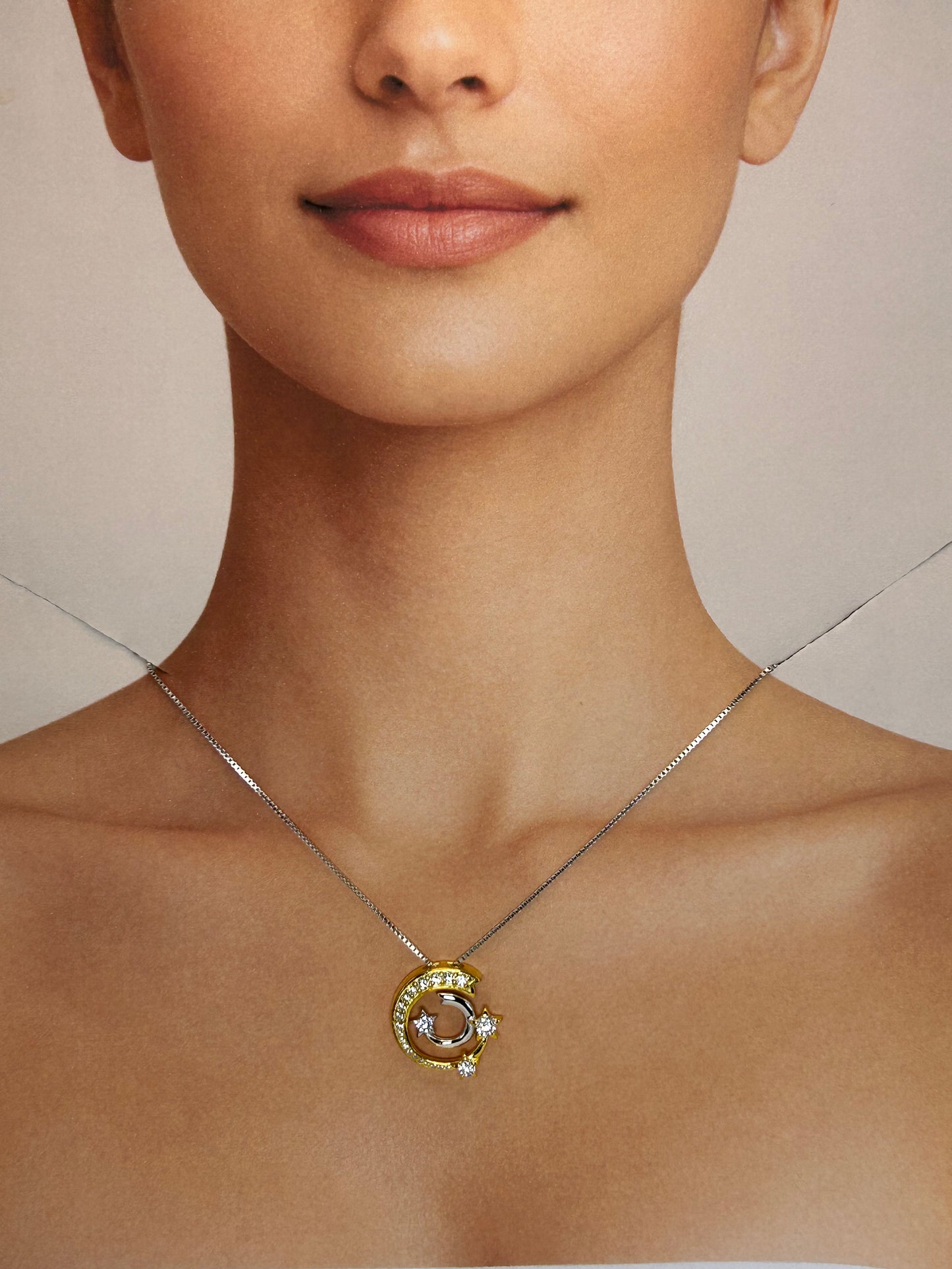 Cadena Dorado con Plateado Luna y Estrellas
