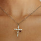 Cadena de Cruz de Perlas y Zirconia Roja ✨