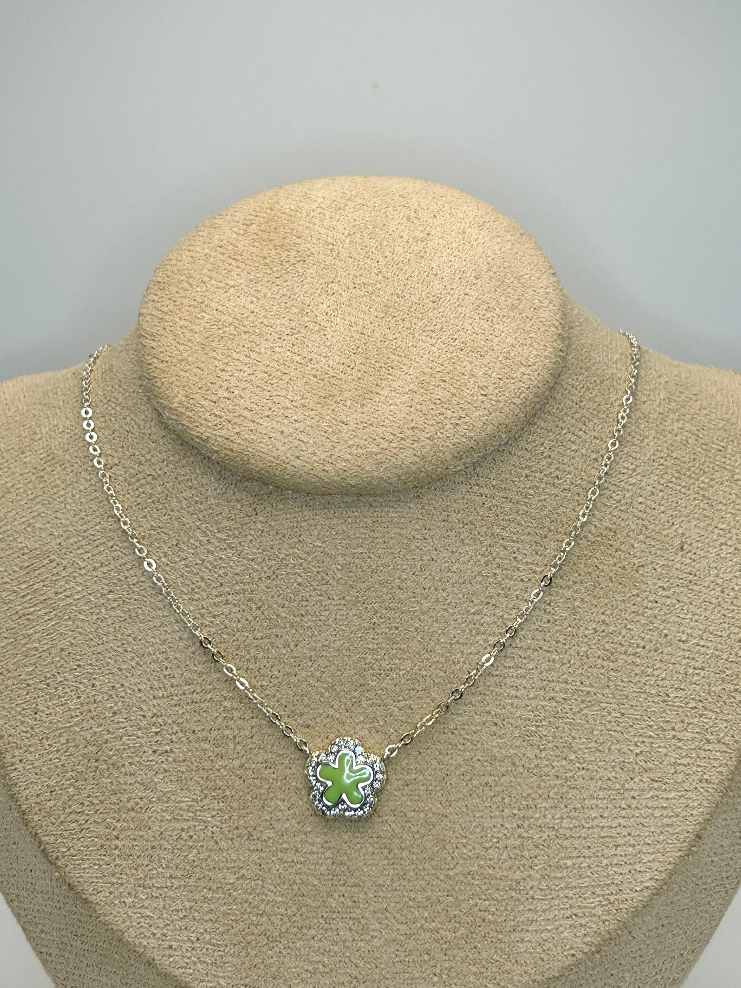 Cadena de Trebol Verde🍀