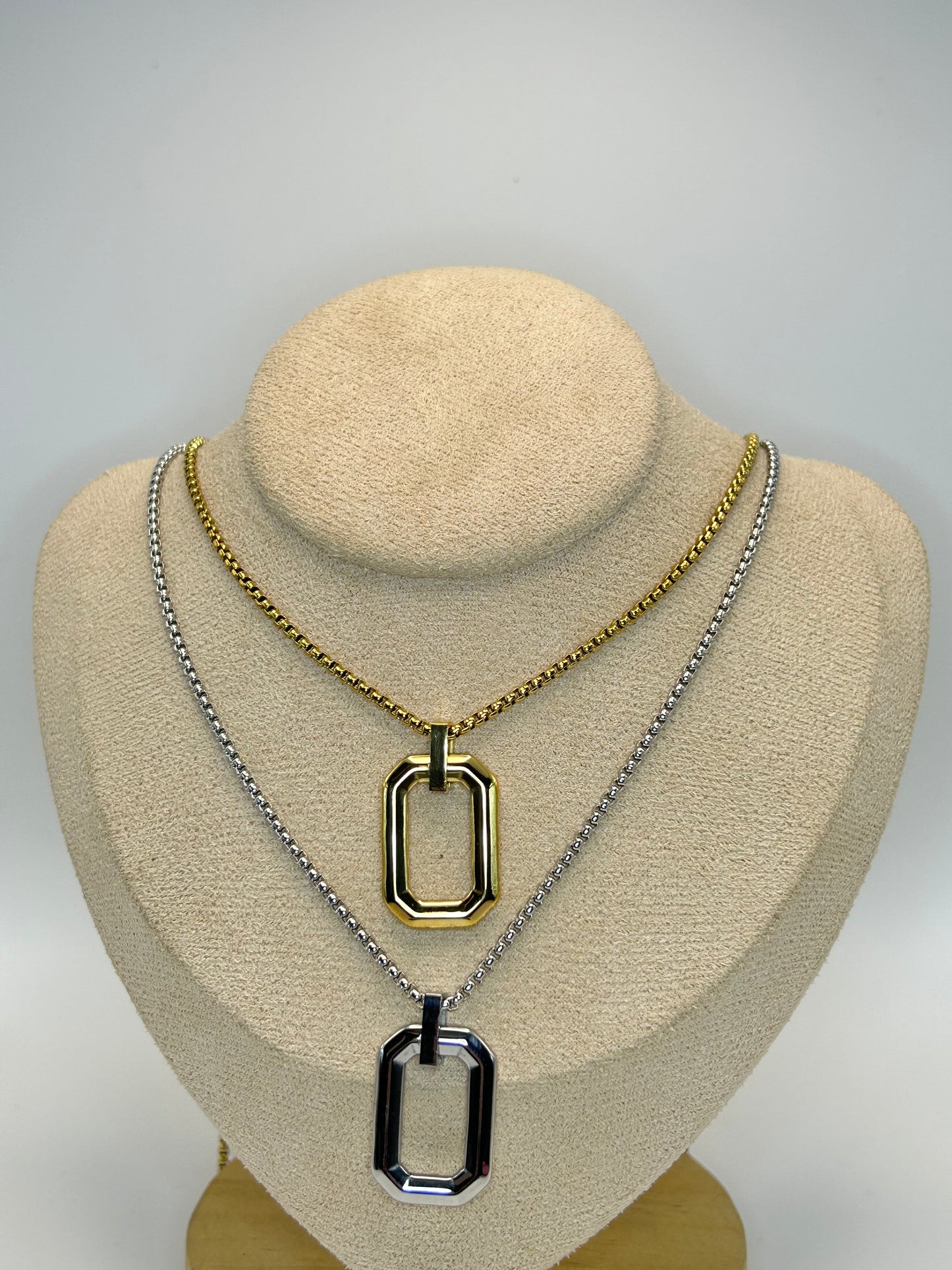 Cadena Geometrica para Hombre