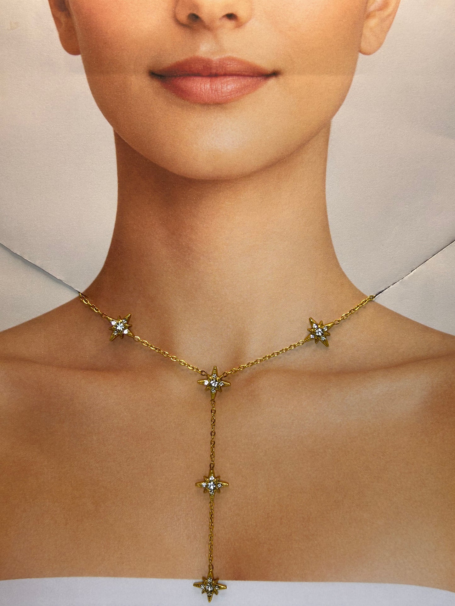 Cadena de Escote de Destellos con Zirconias✨