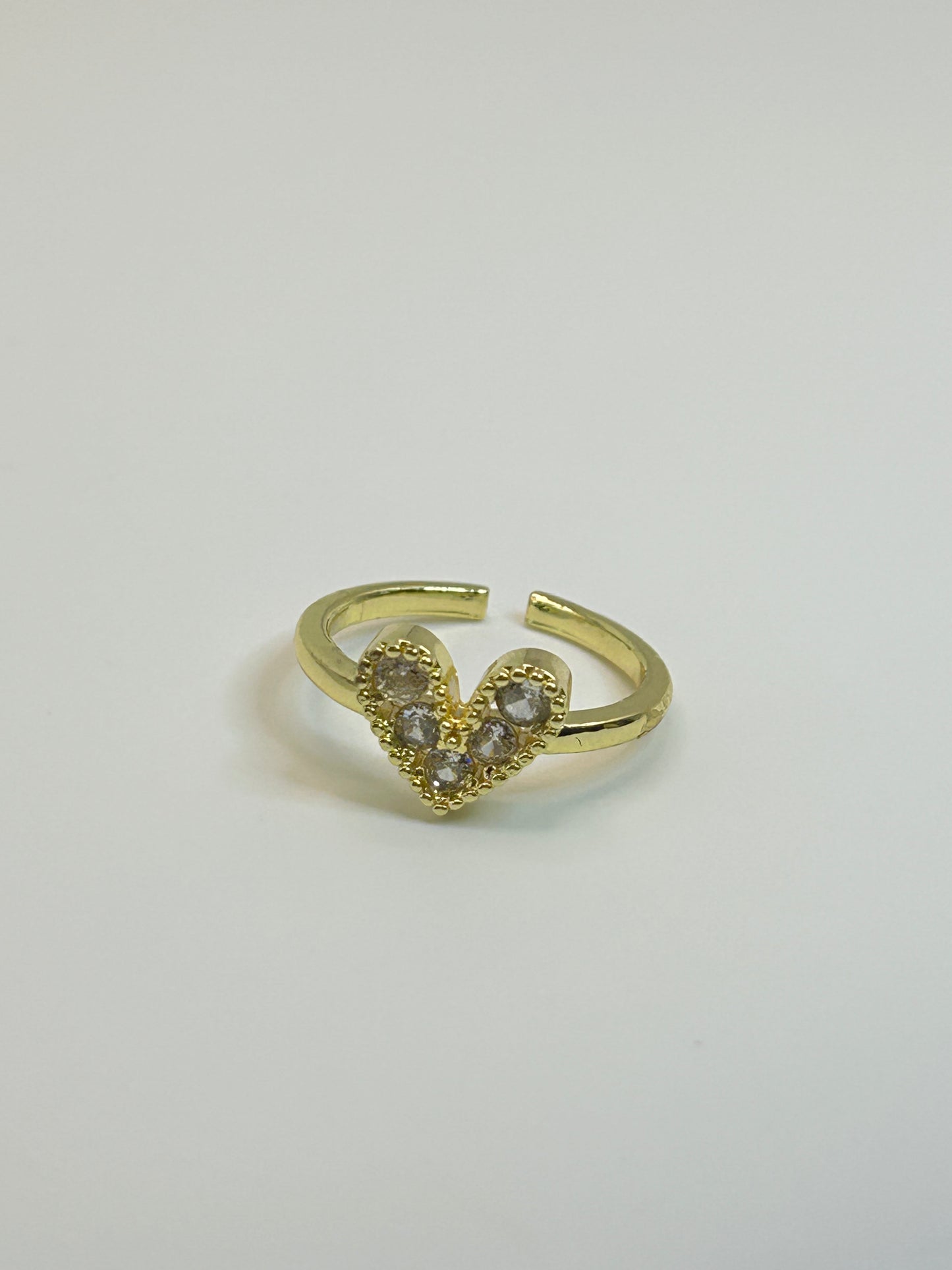 Anillo Corazón con Tres Zirconias❤️