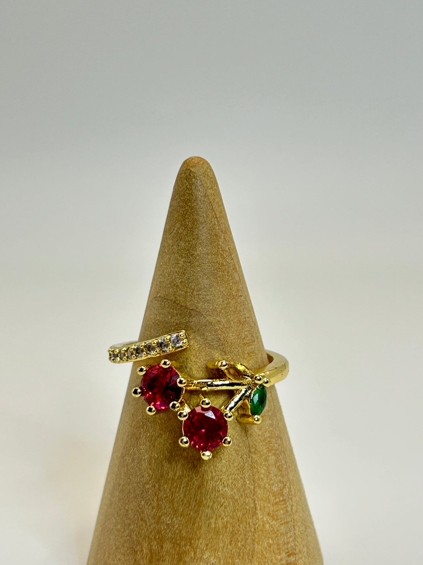 Anillo de Cereza de Cristal🍒