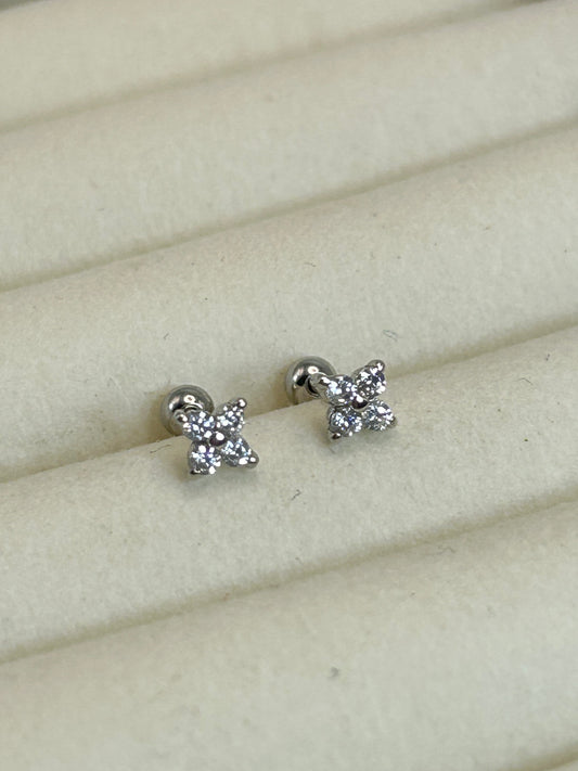 Piercing Flor de 4 Petalos 🌸